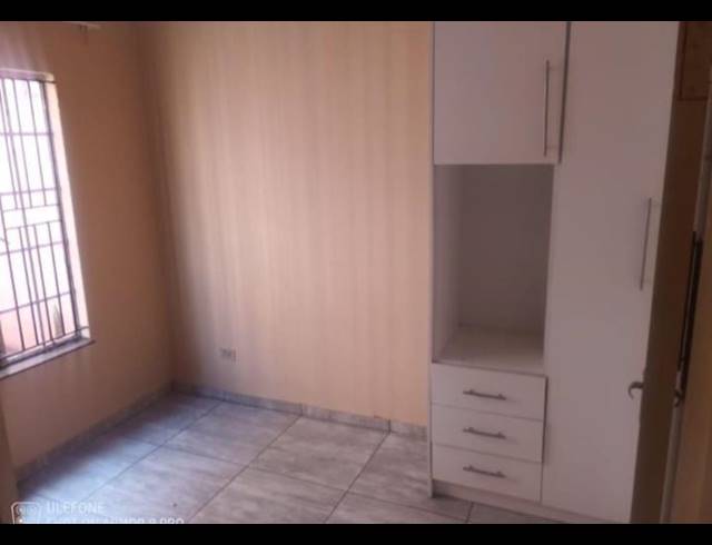 2 BEDROOM APARTMENT FOR SALE IN JEPPESTOWN